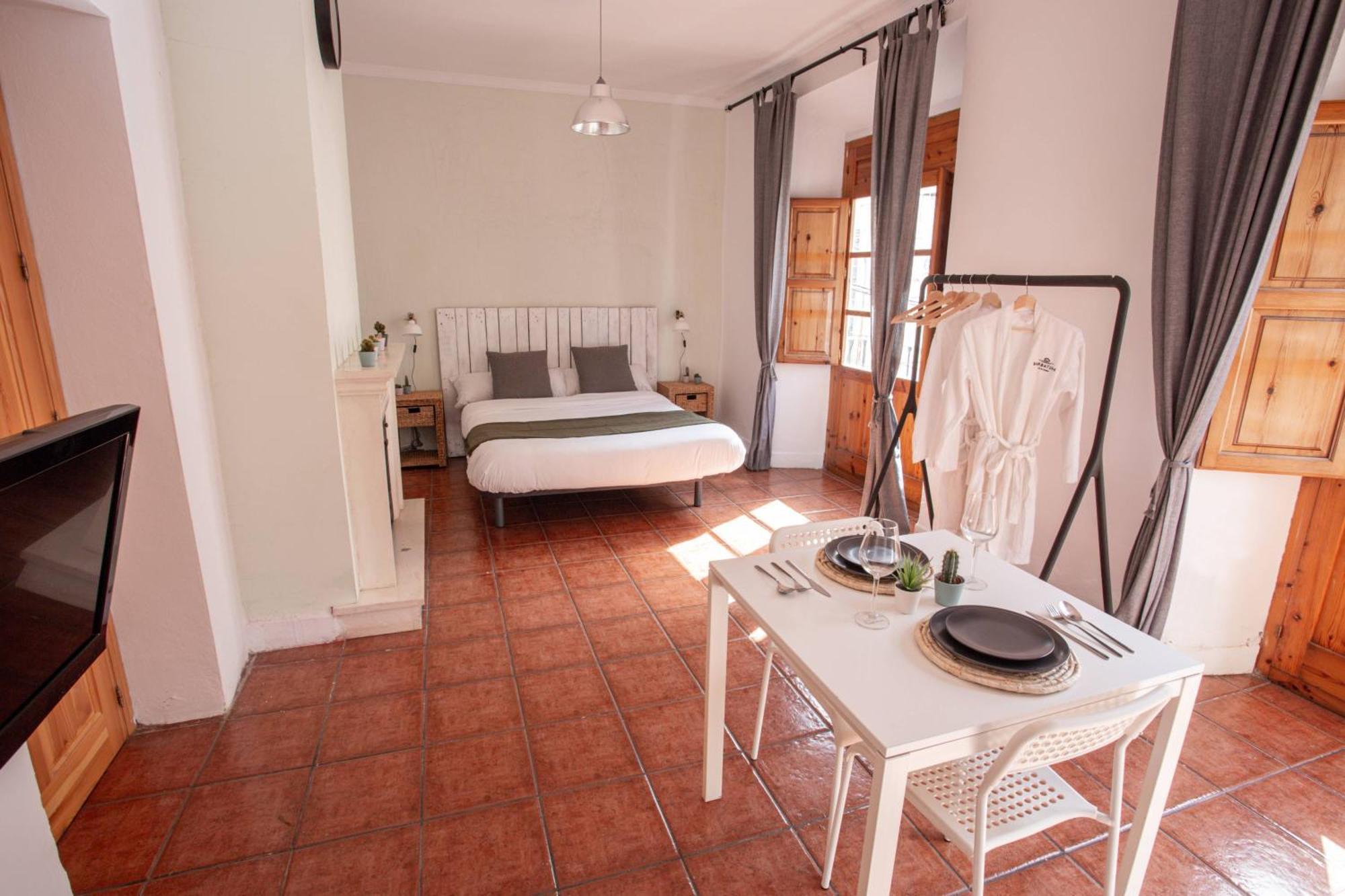 Bbtk Malaga Hostel ภายนอก รูปภาพ