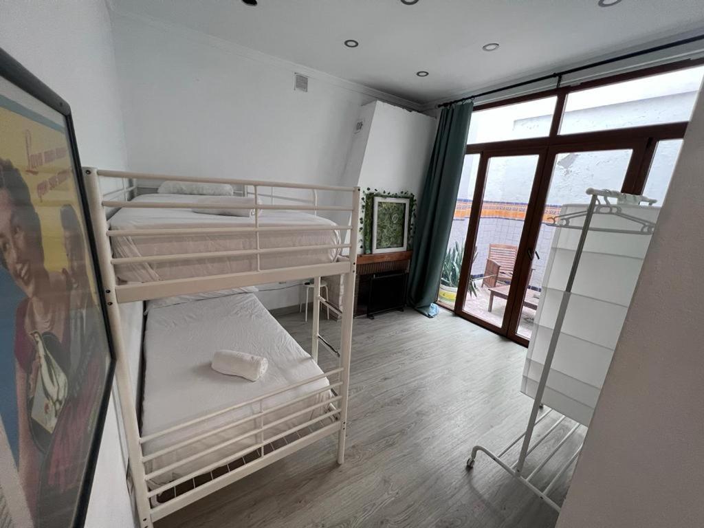 Bbtk Malaga Hostel ภายนอก รูปภาพ